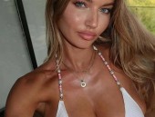 性感写真Hayley Maxfield 性感基因爆发 泳池写真美到窒息！